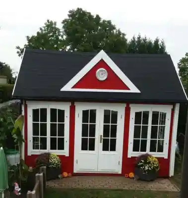gartenhaus-clockhouse-r-44-royal-iso-258698-P1-1-00002-0-569x600