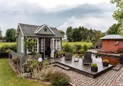 gartenhaus-clockhouse-r-44-royal-iso-258716-P1-1-00002-0-1000x700