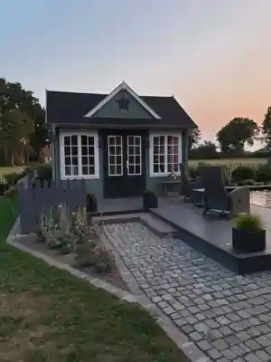 gartenhaus-clockhouse-r-44-royal-iso-258704-P1-1-00002-0-750x1000